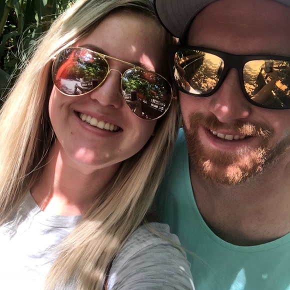 Meet your Posher, Mikhayla - Picture 2 of 3